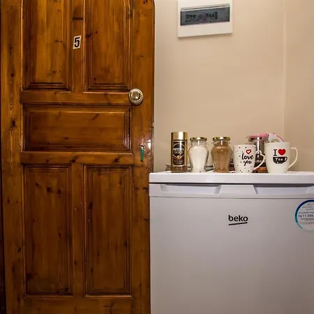 Paradise Bar Plános