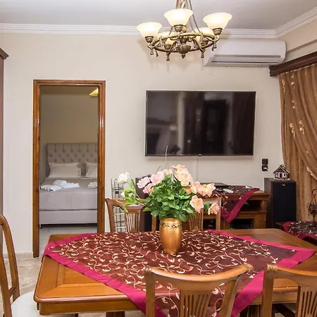 Paradise Bar 4* Plános