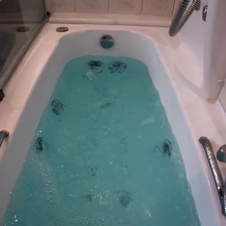 Lägenhetshotell Paradise Bar