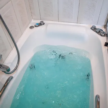 Lägenhetshotell Paradise Bar