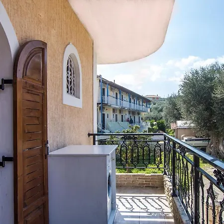 Paradise Bar Lägenhetshotell