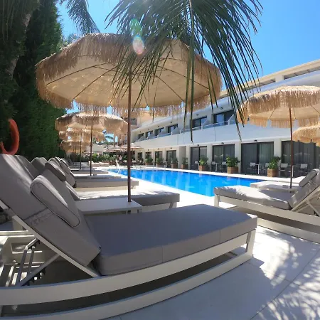 Paradise Bar Lejlighedshotel