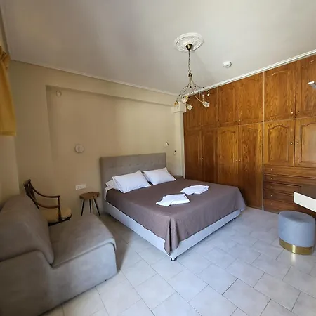 아파트호텔 Paradise Bar 4*