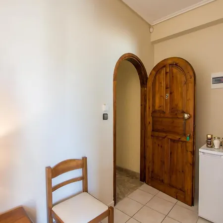 아파트호텔 Paradise Bar 4*